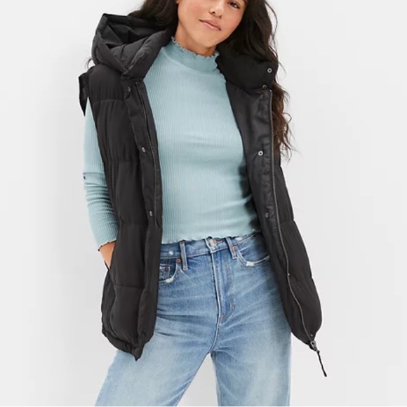 American Eagle Outfitters Jackets & Blazers - American Eagle Black Puffer Vest